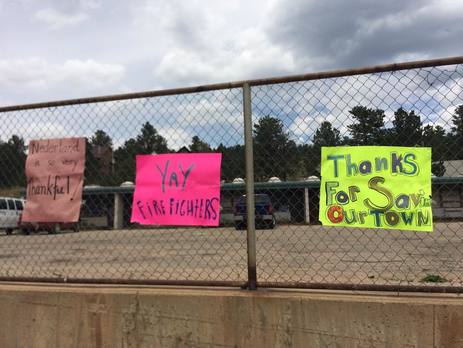 Community thank you signs for firefighters